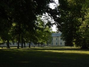 Zespół pałacowo-parkowy w Puławach